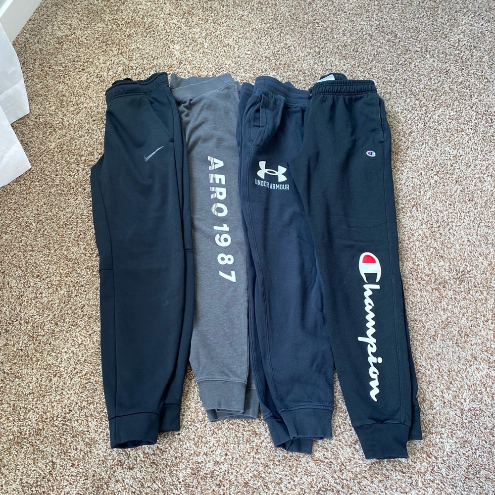 Men's sweatpants.  Medium.  Under Armour, Nike, Champion & Aeropostale (4 for 1)